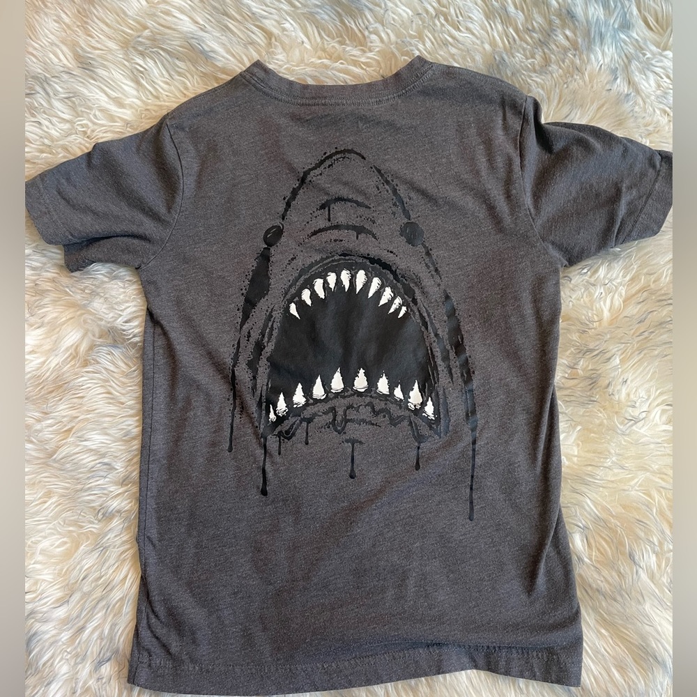 Boys Medium Hurley Shirt. 5 for $20.